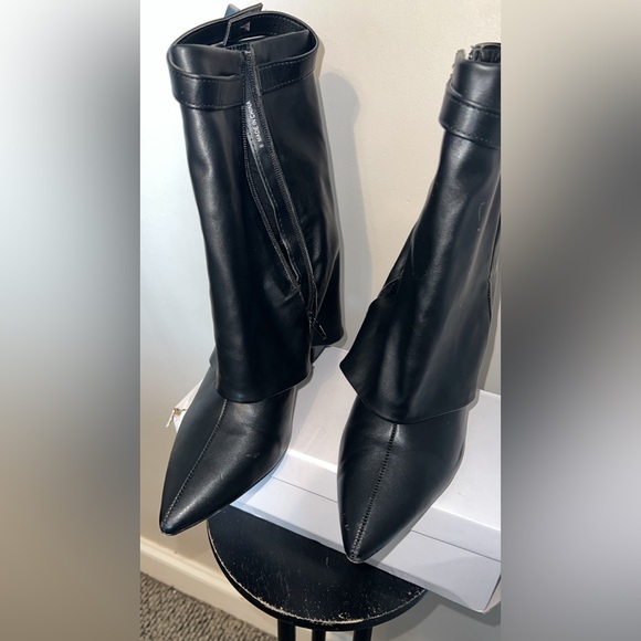 Black Women's Boots - Picture 4 of 7